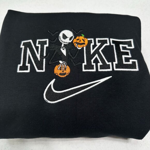 Nike Jack Skellington HOODIE Embroidered Adult Unisex Sweatshirt Halloween - Picture 1 of 2